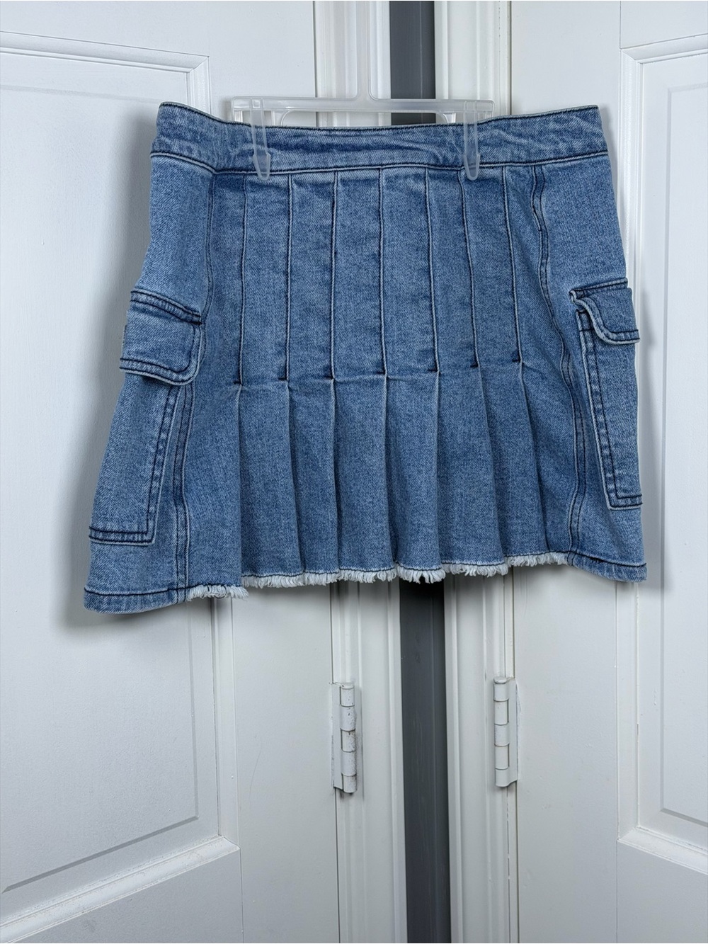 Forever 21 Light Blue Pleated Denim Mini Skirt